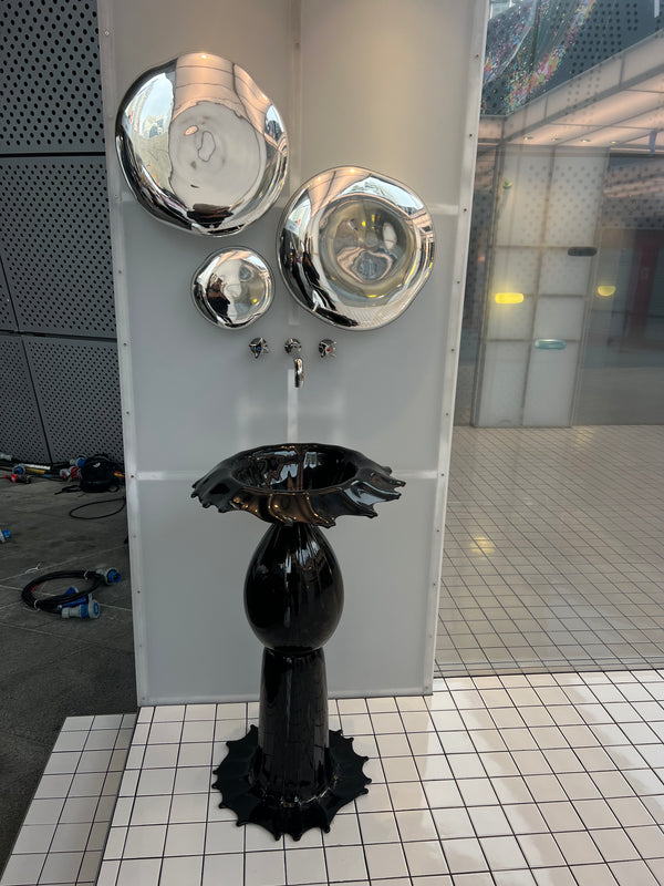 Round totem sink Black